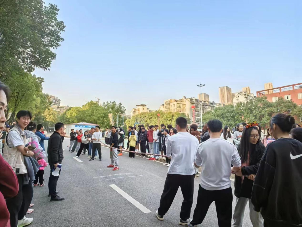青春奋进新时代,运动逐梦向未来——Beat365唯一官方网站2023年秋季运动会暨教职工运动会 青春奋进新时代,运动逐梦向未来——Beat365唯一官方网站2023年秋季运动会暨教职工运动会