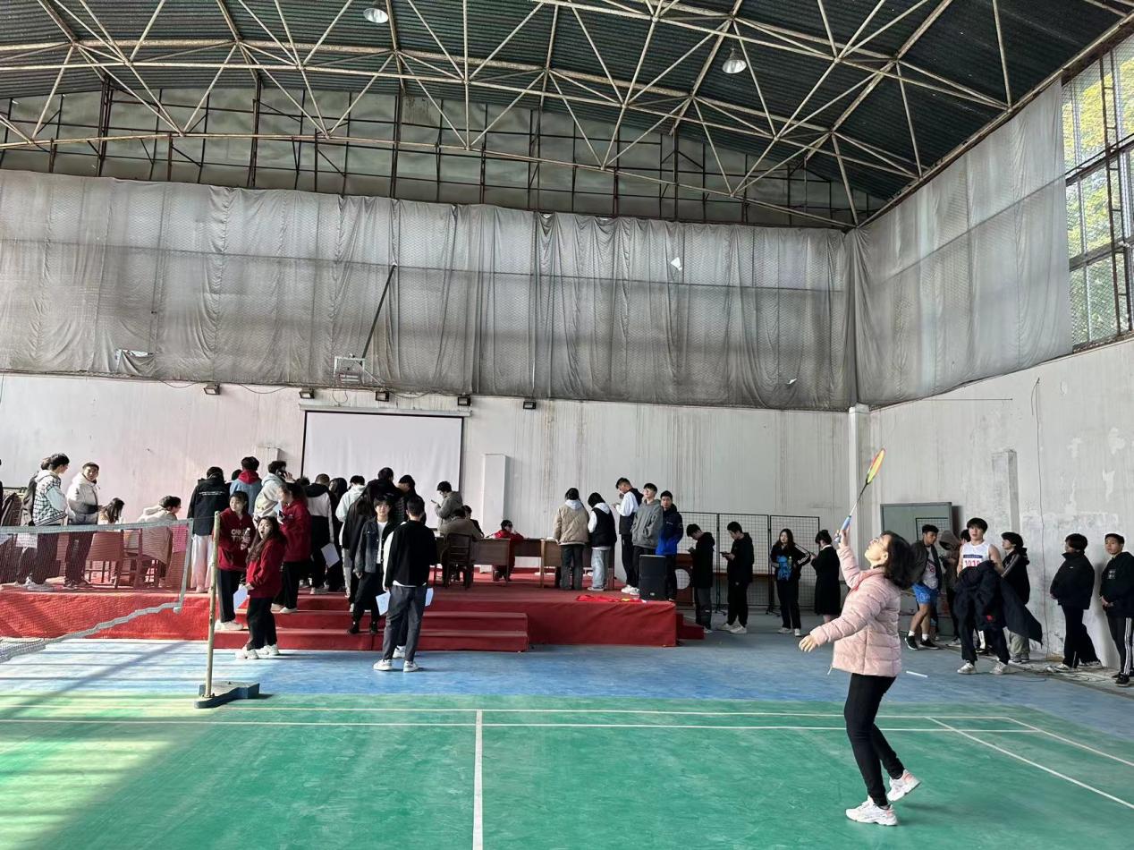 青春奋进新时代,运动逐梦向未来——Beat365唯一官方网站2023年秋季运动会暨教职工运动会 青春奋进新时代,运动逐梦向未来——Beat365唯一官方网站2023年秋季运动会暨教职工运动会