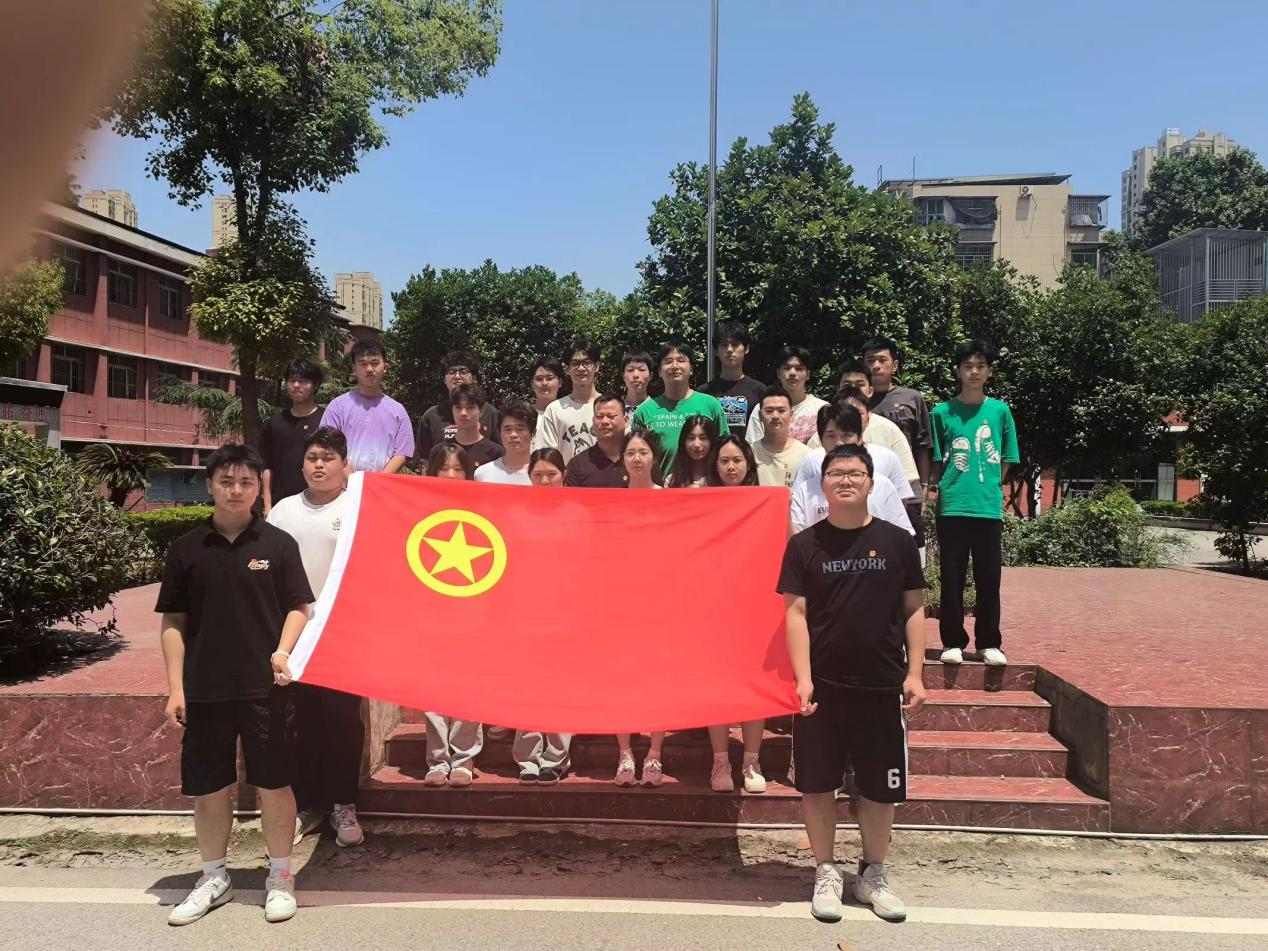 青春心向党，奋斗新征程 ——Beat365唯一官方网站第五期团课结业典礼暨入团仪式