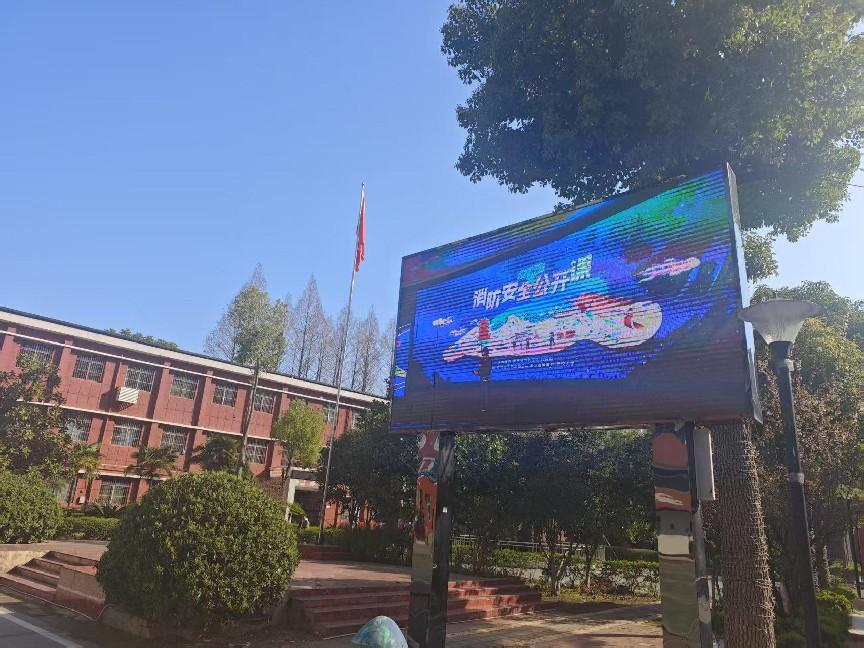 365官网开展消防宣传系列活动,共筑校园“防火墙” 365官网开展消防宣传系列活动,共筑校园“防火墙”