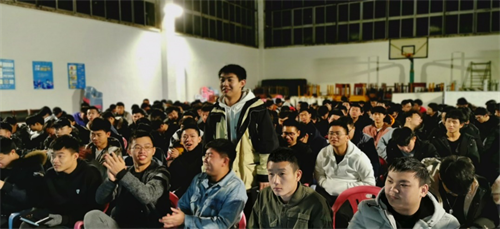 道德讲堂开课啦! --四班联学社会主义核心价值观 道德讲堂开课啦! --四班联学社会主义核心价值观