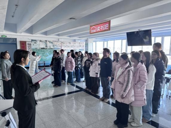 0b983e378a281d6713716520cd813813