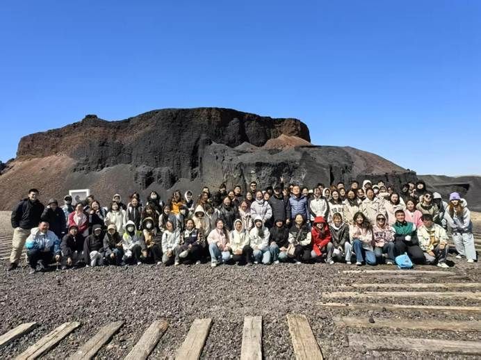 4e2209a9d5df44bf69ec5b815e56a680